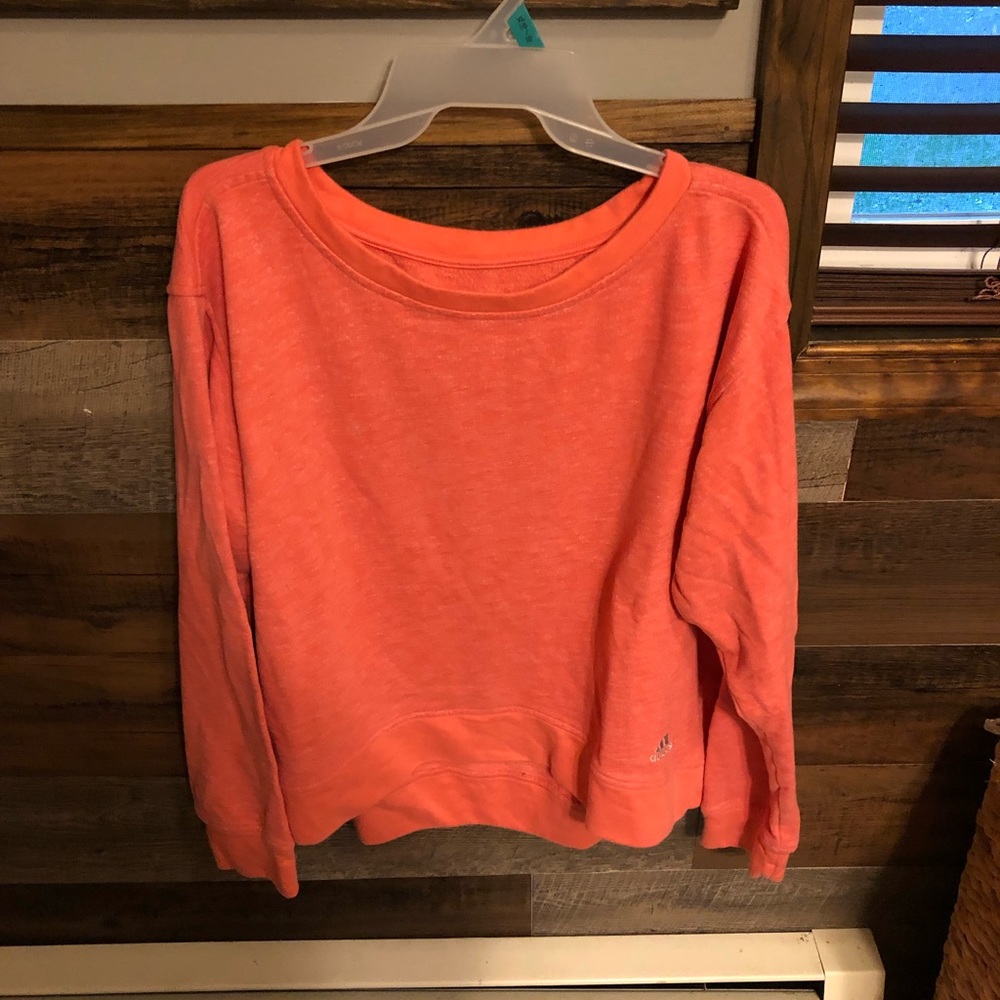 Women’s adidas sweat shirt